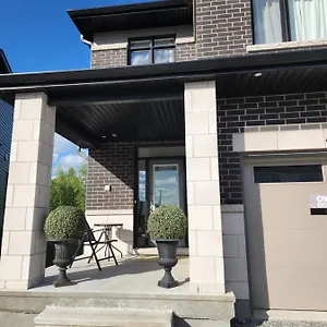 Guest house Place You Can Call !!! Near Airport, Ottawa